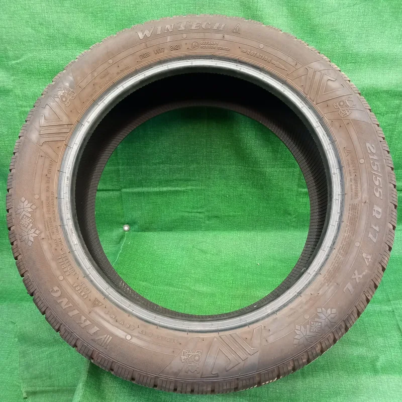 Viking WINTECH 215/55 R17 98V invernale usato