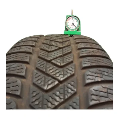 Pirelli Winter Sottozero 3 225/45 R18C usato