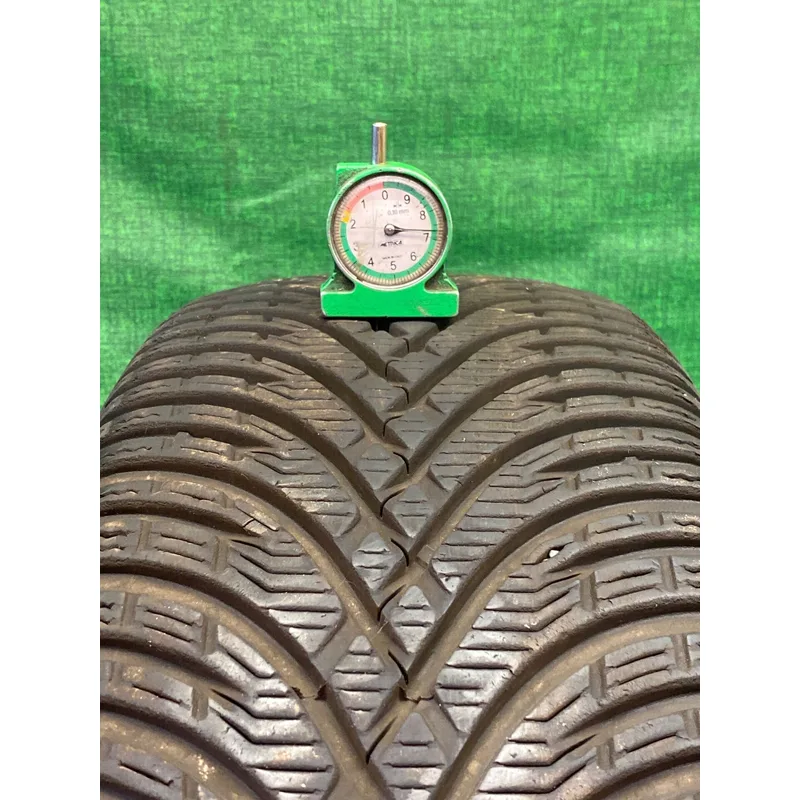 Kleber Krisalp HP3 215/60 R16 99H usato
