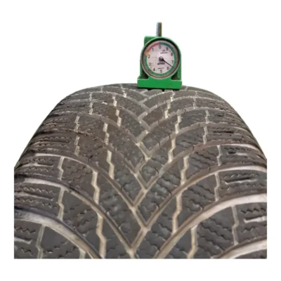 Firestone Winterhawk 4 205/55 R16 91H usato