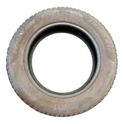 Pirelli Winter Cinturato TM 215/60 R17 96T usato