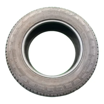 Michelin Agilis 3 215/65 R16C usato 6mm 2024