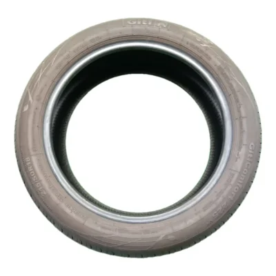 Giti Comfort 225 v1 215/50 R18 96V usato