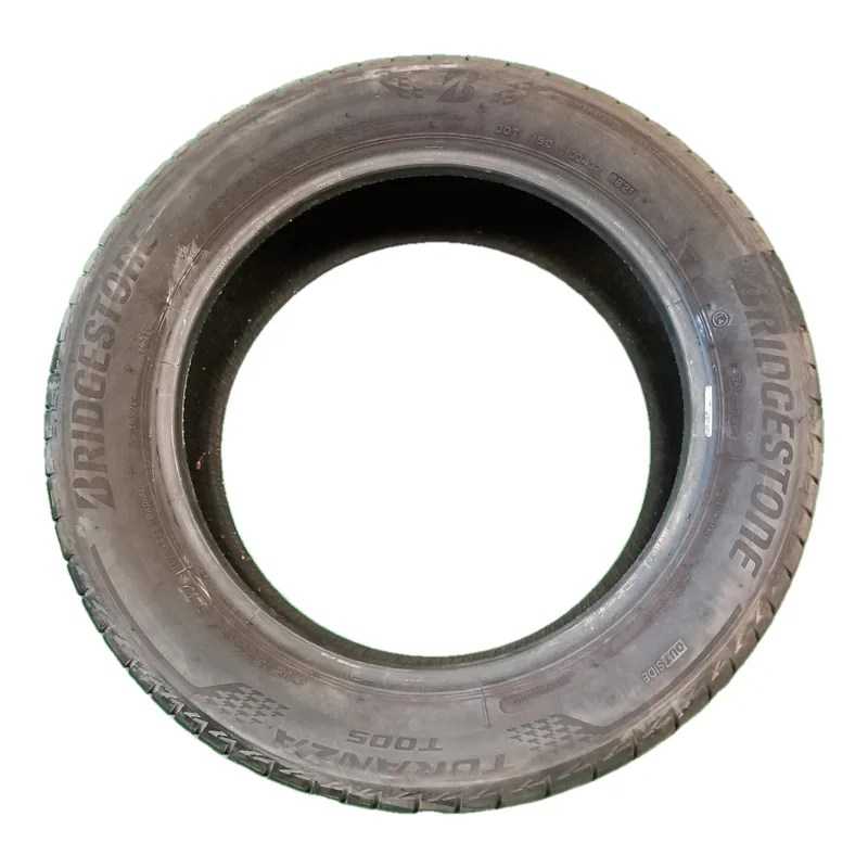 Bridgestone Turanza T005 215/55 R17 94V usato