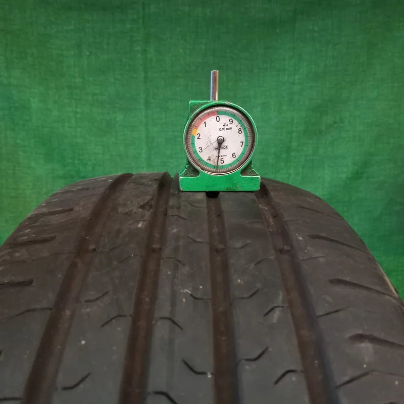 Continental ContiEcoContact 5 215/65 R17 99V usato
