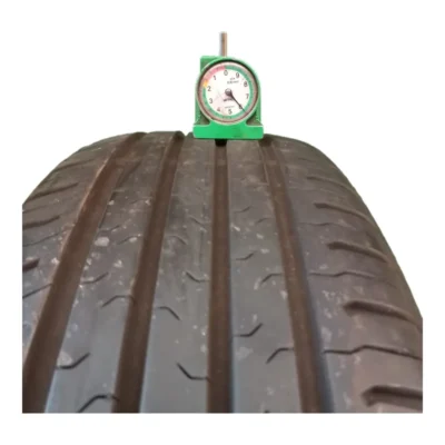 Continental ContiEcoContact 5 215/65 R17 usato