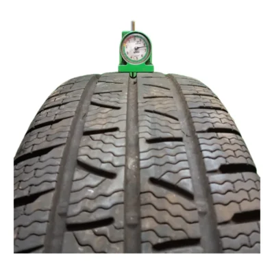 Pirelli Carrier Winter 225/75 R16C usato 7.5mm