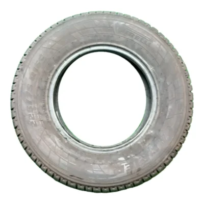Pirelli Carrier Winter 225/75 R16C usato 7.5mm