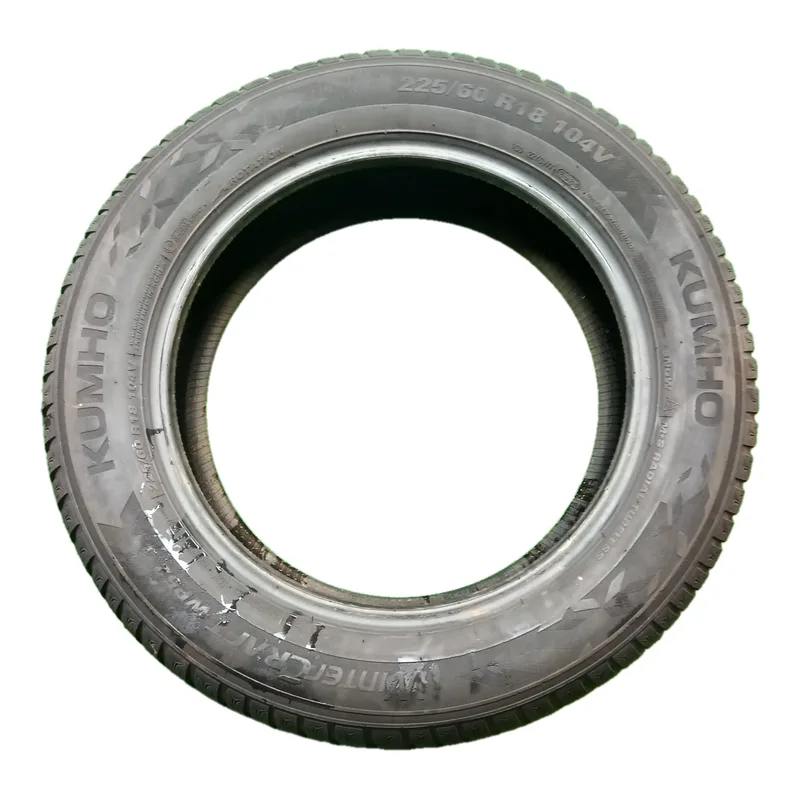 Kumho WINTERCRAFT WP52 225/60 R18 104V usato