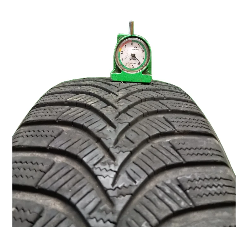 Hankook Winter i*cept RS2 185/65 R15 92T usato