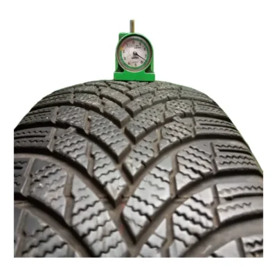Firestone Winterhawk 4 225/65 R17 106H usato