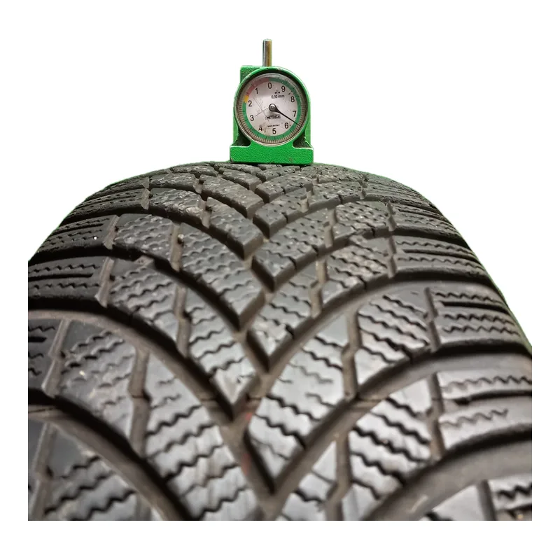 Firestone Winterhawk 4 225/65 R17 106H usato