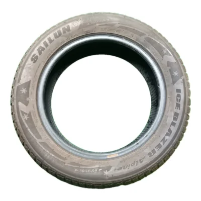 Sailun ICE BLAZER Alpine+ 205/55 R16 94H usato