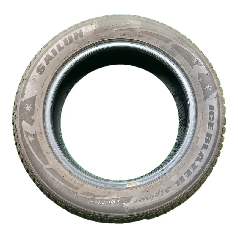 Sailun ICE BLAZER Alpine+ 205/55 R16 94H usato