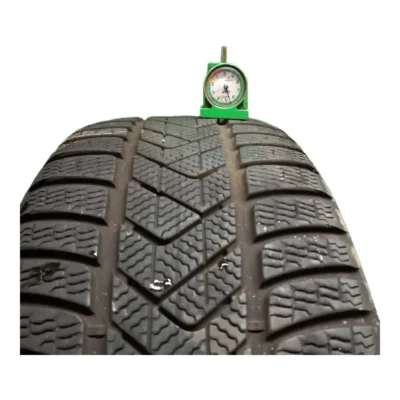 Pirelli Sottozero 3 225/40 R18 92V usato