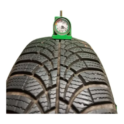Goodyear UltraGrip 9+ 185/65 R15 usati 2021