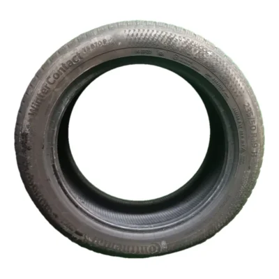 Continental WinterContact TS 870 P 235/50 R19 usato