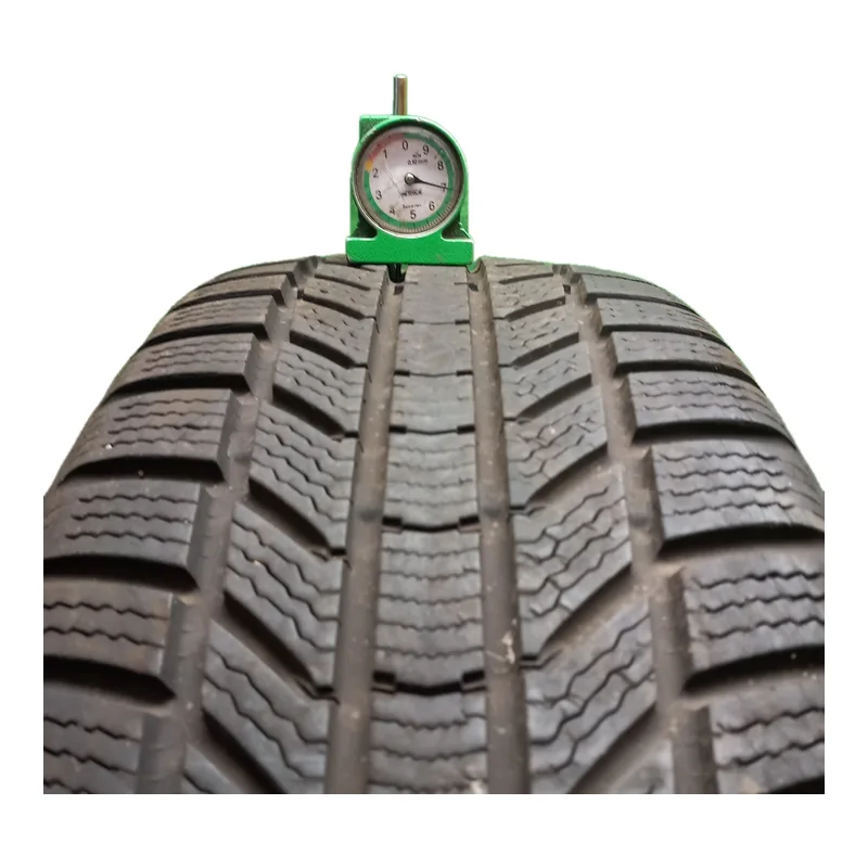 Continental WinterContact TS 870 P 215/50 R18 usato