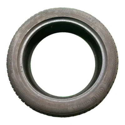 Continental WinterContact TS 870 P 215/50 R18 usato