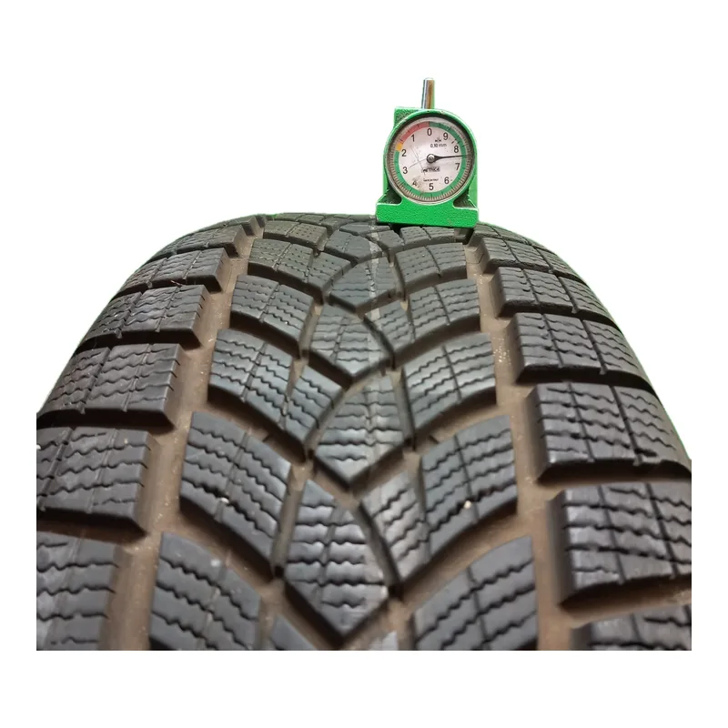 Goodyear UltraGrip Performance+ SUV 225/60 R18