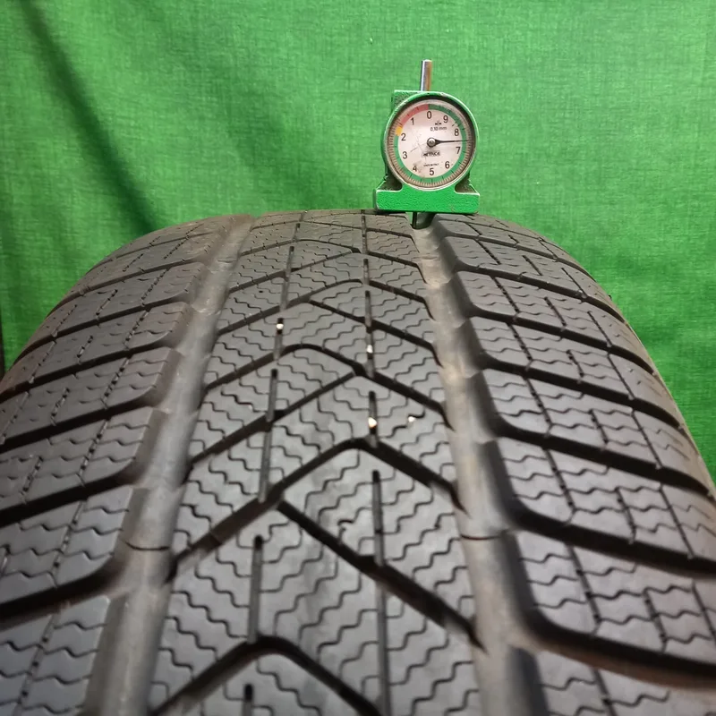 Pirelli Winter Sottozero 3 235/55 R18 usato