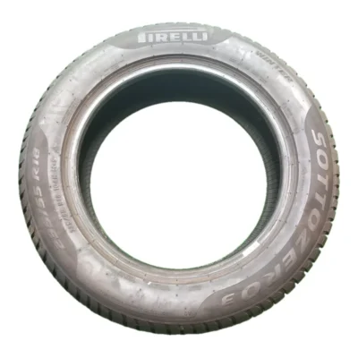 Pirelli Winter Sottozero 3 235/55 R18 usato