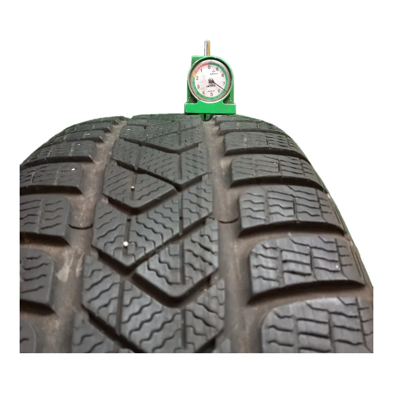 Pirelli Winter Sottozero 3 225/35 R18 98H usato