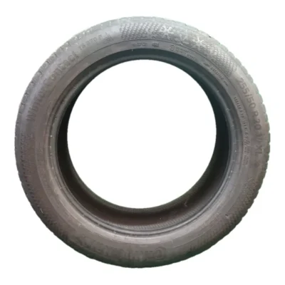 Continental WinterContact TS 870 P 255/50 R20 usato