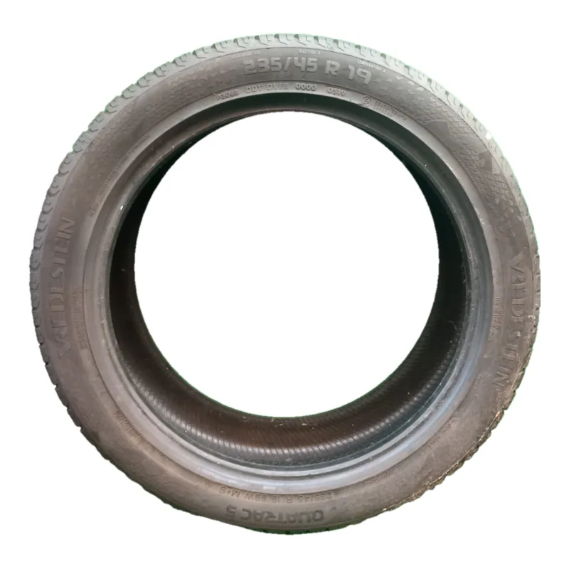 Vredestein Quatrac 5 235/45 R19 99W usato