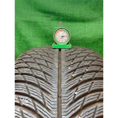 Michelin Pilot Alpin 5 SUV 235/60 R17 usato