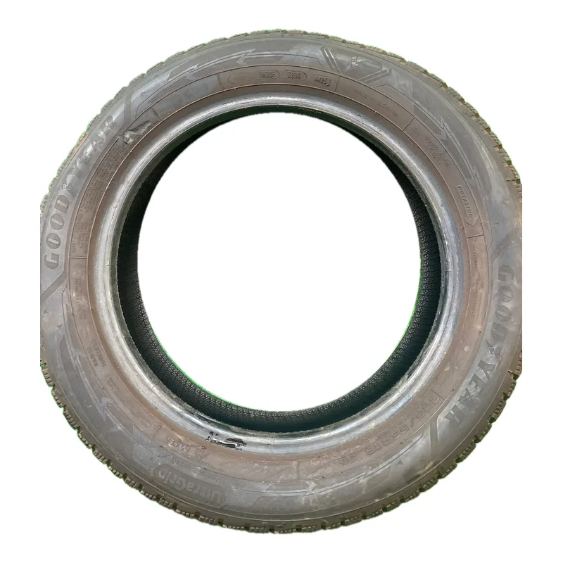 Goodyear UltraGrip Performance 3 205/55 R16 usato