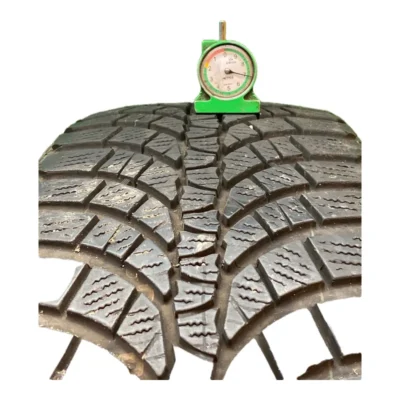 Kumho WINTERCRAFT WP71 235/45 R18 98V usato