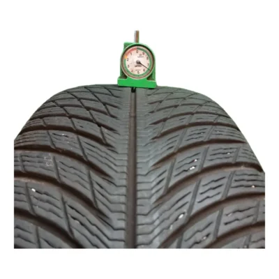 Michelin Pilot Alpin 5 SUV 235/60 R18 usato