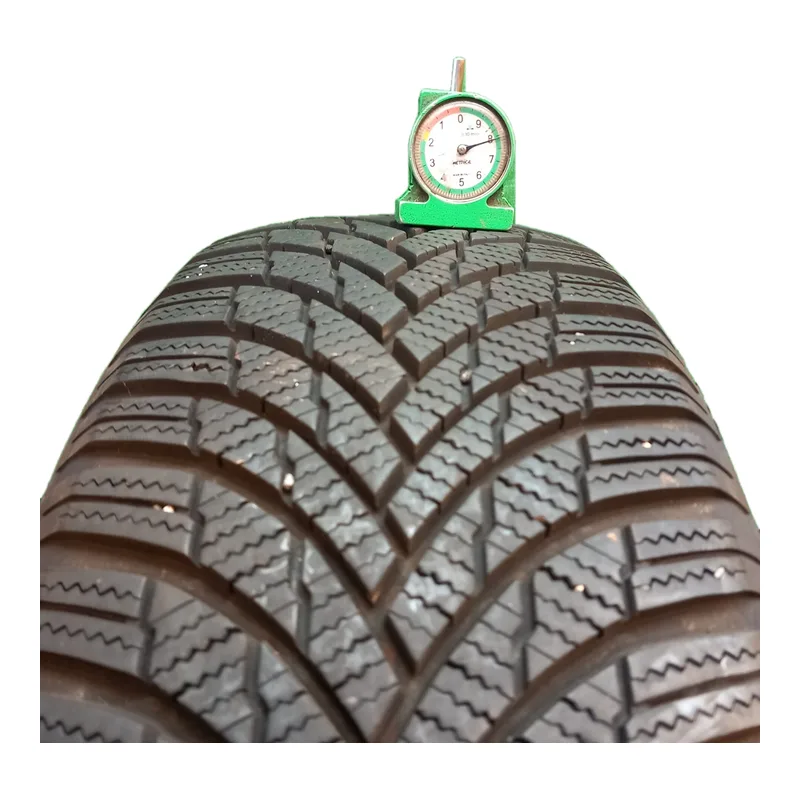 Firestone Winterhawk 4 205/60 R16 92H usato