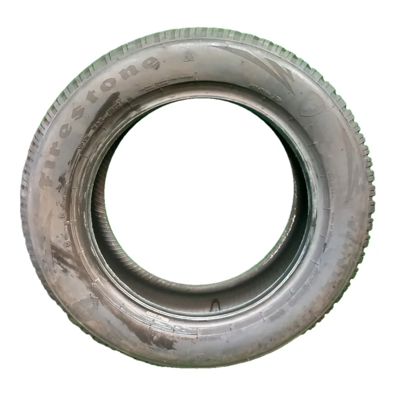 Firestone Winterhawk 4 205/60 R16 92H usato