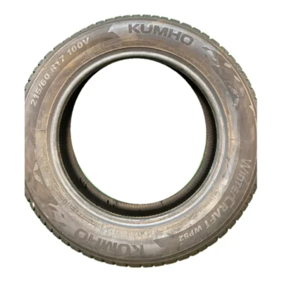 Kumho WINTERCRAFT WP52 215/60 R17 usato