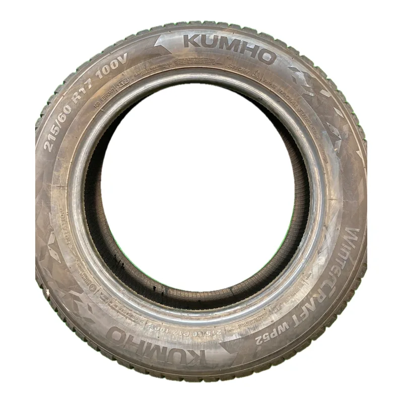 Kumho WINTERCRAFT WP52 215/60 R17 usato