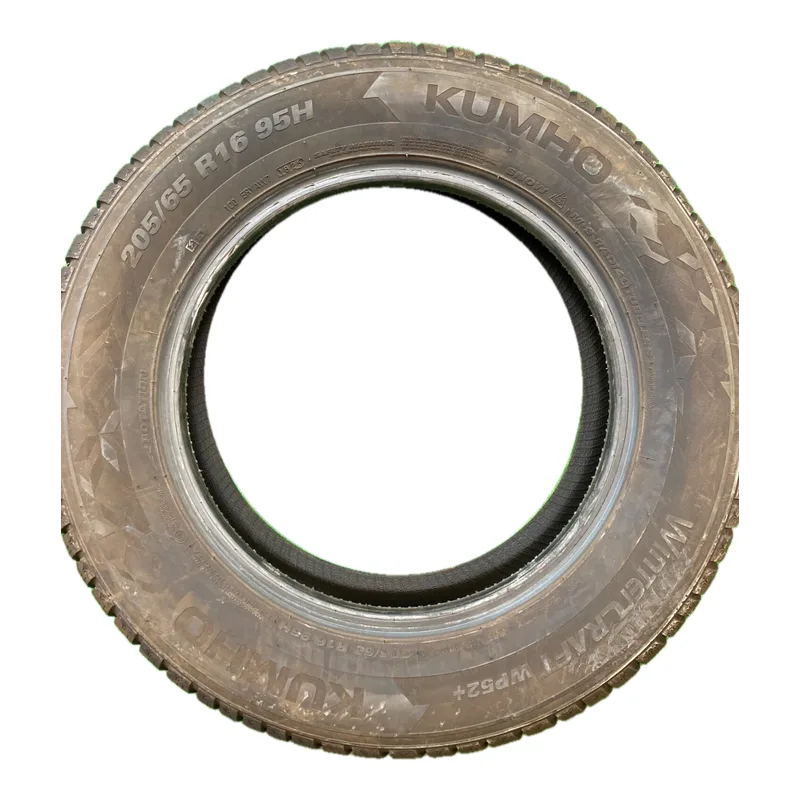 Kumho WINTERCRAFT WP52+ 205/65 R16 95H usato