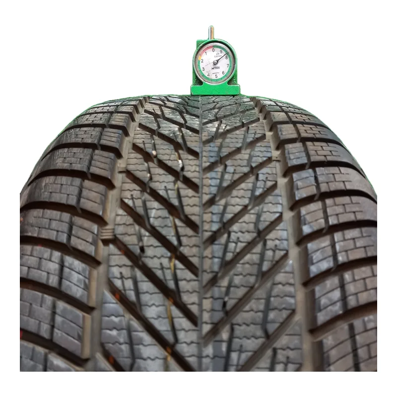 Dunlop Winter EV 225/40 R19 93W usato