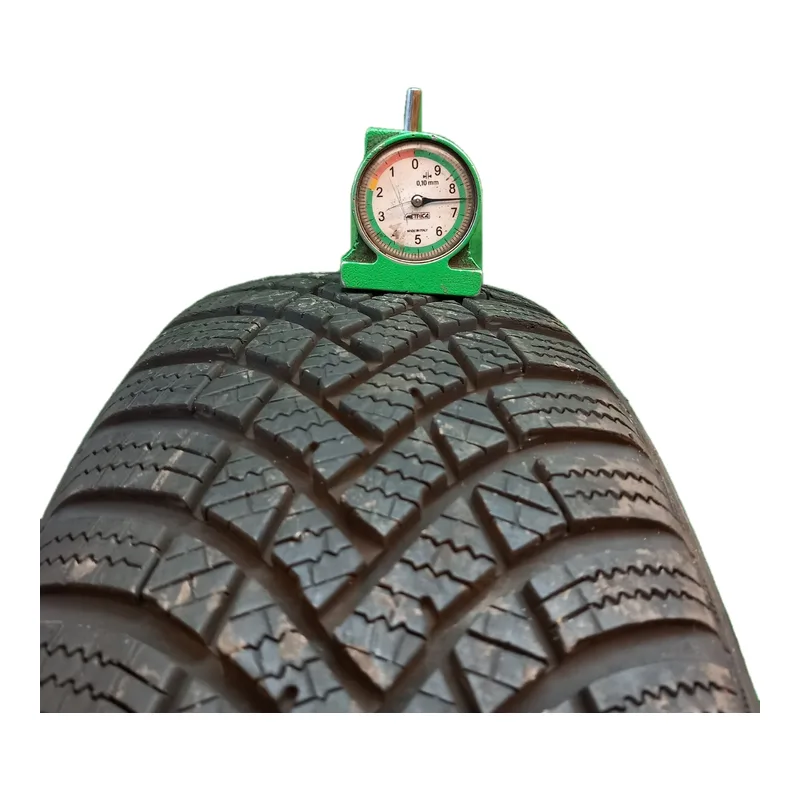 Hankook Winter i*cept RS3 165/60 R15 81T invernali usati