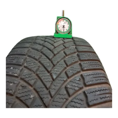 Bridgestone Blizzak LM005 195/55 R16 usato