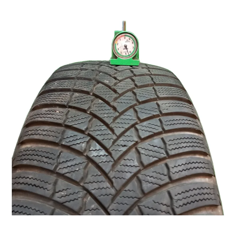 Bridgestone Blizzak LM001 evo 225/45 R17 91H usato