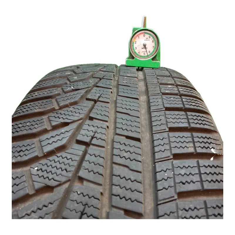 Hankook Winter i*cept evo2 215/55 R17 98V usato