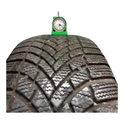Bridgestone Blizzak LM005 225/60 R18 usato