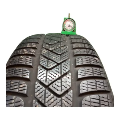 Pirelli Winter Sottozero 3 225/55 R18 98H usato
