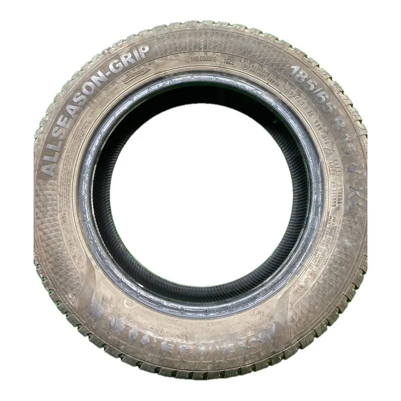 Semperit AllSeason-Grip 185/65 R15 92V usato
