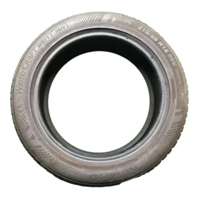 Kumho WINTERCRAFT WS71 SUV 215/55 R18 99V usato