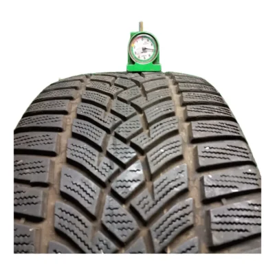 Goodyear UltraGrip Performance + 235/50 R18 usato