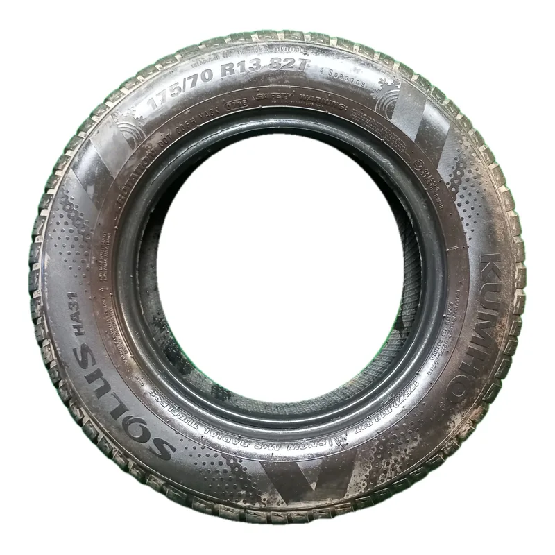 Kumho SOLUS HA31 175/70 R13 82T invernale usato