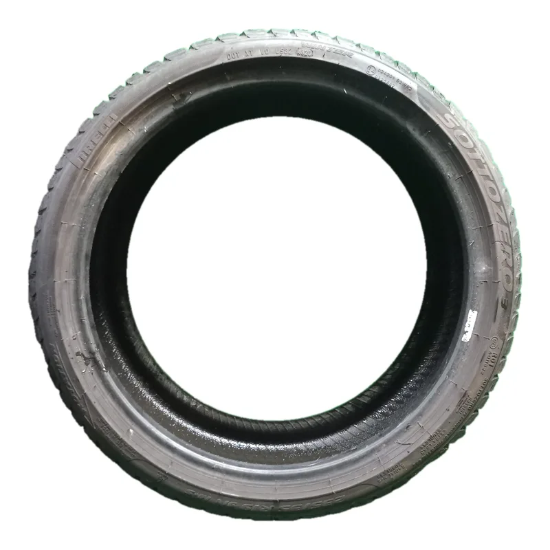 Pirelli Winter Sottozero 3 255/35 R19 91V usato